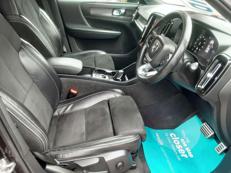 Volvo XC40 1.5 XC40 R-Design T5 Recharge Auto 5dr 5dr Automatic 2025