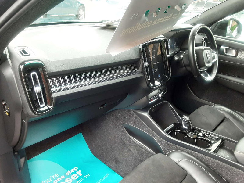 Volvo XC40 1.5 XC40 R-Design T5 Recharge Auto 5dr 5dr Automatic 2026