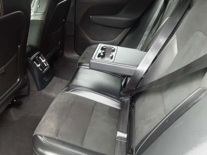 Volvo XC40 1.5 XC40 R-Design T5 Recharge Auto 5dr 5dr Automatic 2025