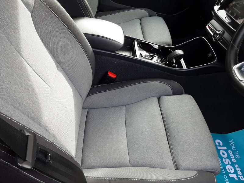 Volvo XC40 1.5 XC40 + T4 Recharge Auto 5dr 5dr Automatic 2026