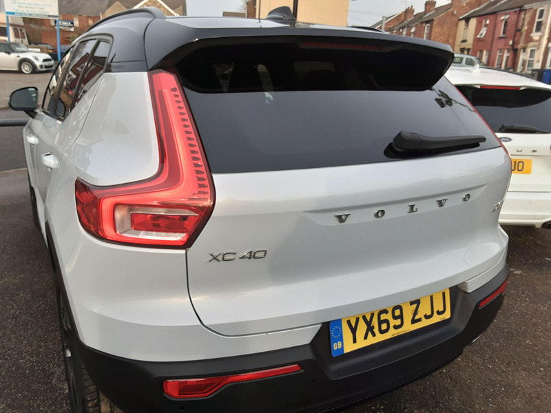 Volvo XC40 2.0 D3 R-Design Euro 6 (s/s) 5dr 5dr Manual 2025