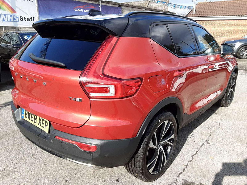 Volvo XC40 2.0 T4 R-Design Pro Auto AWD Euro 6 (s/s) 5dr 5dr Automatic 2025