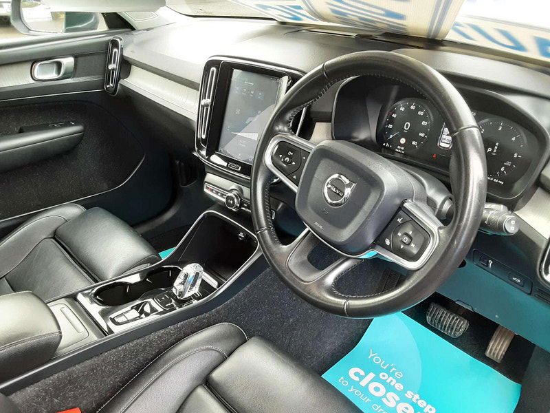 Volvo XC40 2.0 XC40 Inscription Pro D4 AWD Auto 4WD 5dr 5dr Automatic 2026