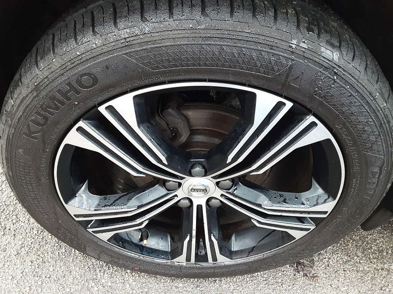 Volvo XC40 2.0 XC40 Inscription Pro D4 AWD Auto 4WD 5dr 5dr Automatic 2026