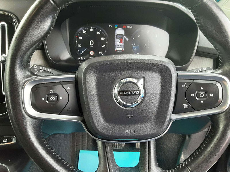 Volvo XC40 2.0 XC40 Inscription Pro D4 AWD Auto 4WD 5dr 5dr Automatic 2026