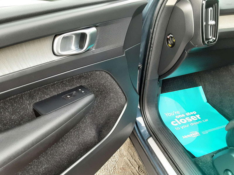 Volvo XC40 2.0 XC40 Inscription Pro D4 AWD Auto 4WD 5dr 5dr Automatic 2026