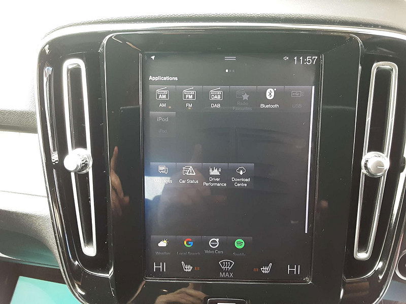 Volvo XC40 2.0 XC40 Inscription Pro D4 AWD Auto 4WD 5dr 5dr Automatic 2026