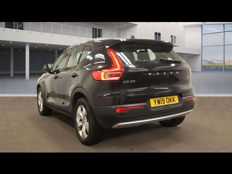 Volvo XC40 2.0 XC40 Momentum D3 Auto 5dr 5dr Automatic 2025