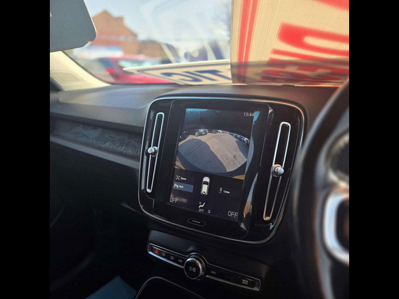 Volvo XC40 2.0 XC40 Momentum D3 Auto 5dr 5dr Automatic 2025