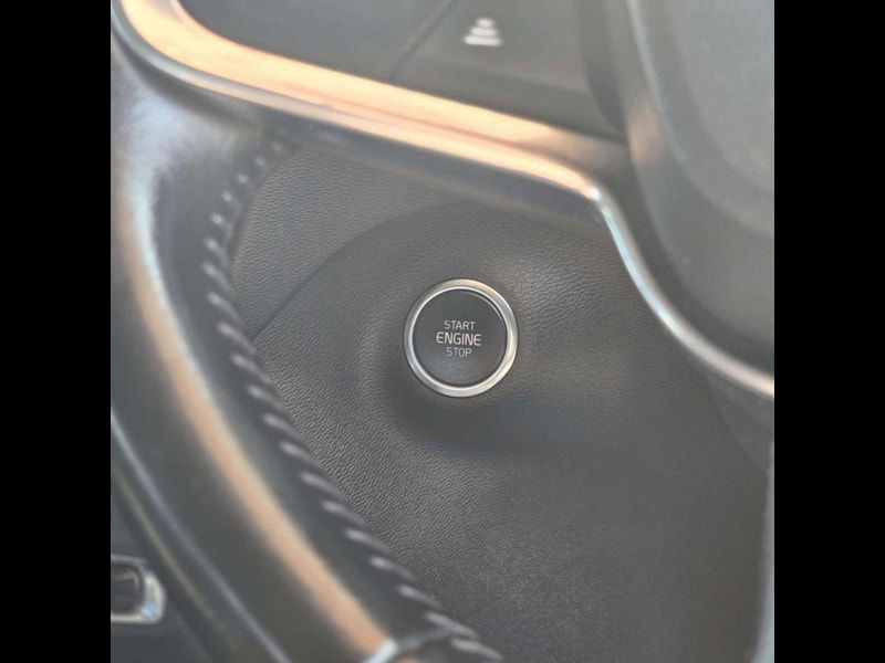 Volvo XC40 2.0 XC40 Momentum D3 Auto 5dr 5dr Automatic 2025