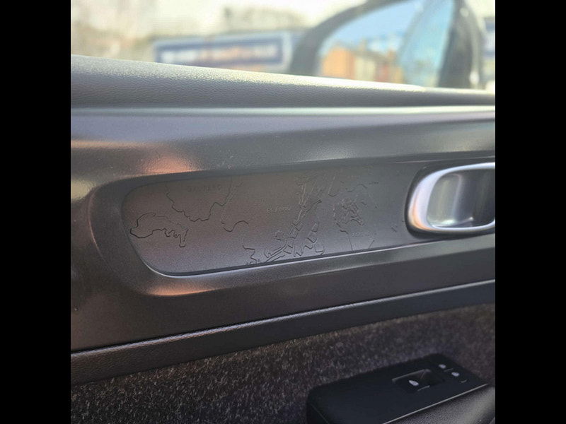 Volvo XC40 2.0 XC40 Momentum D3 Auto 5dr 5dr Automatic 2025