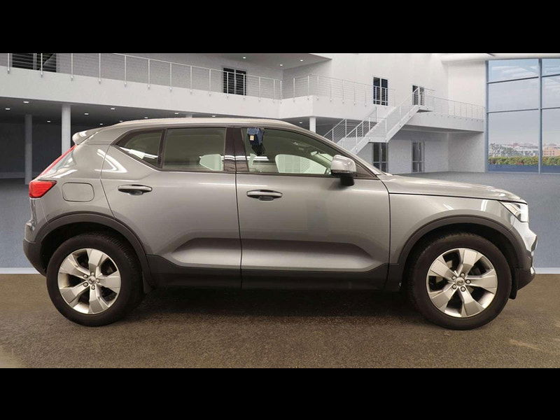 Volvo XC40 2.0 XC40 Momentum Pro D3 Auto 5dr 5dr Automatic 2025