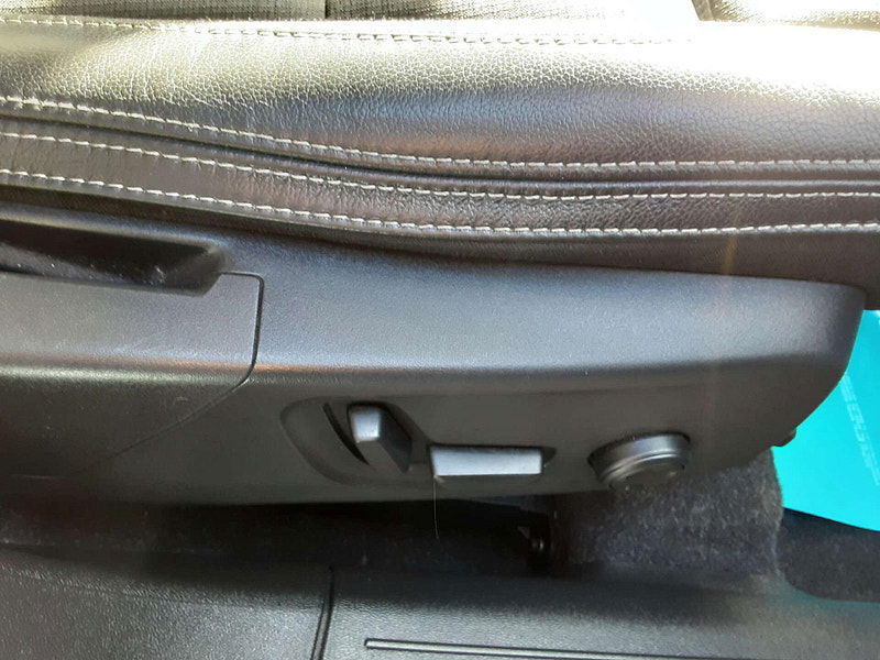 Volvo XC40 2.0 XC40 Momentum Pro D3 Auto 5dr 5dr Automatic 2026