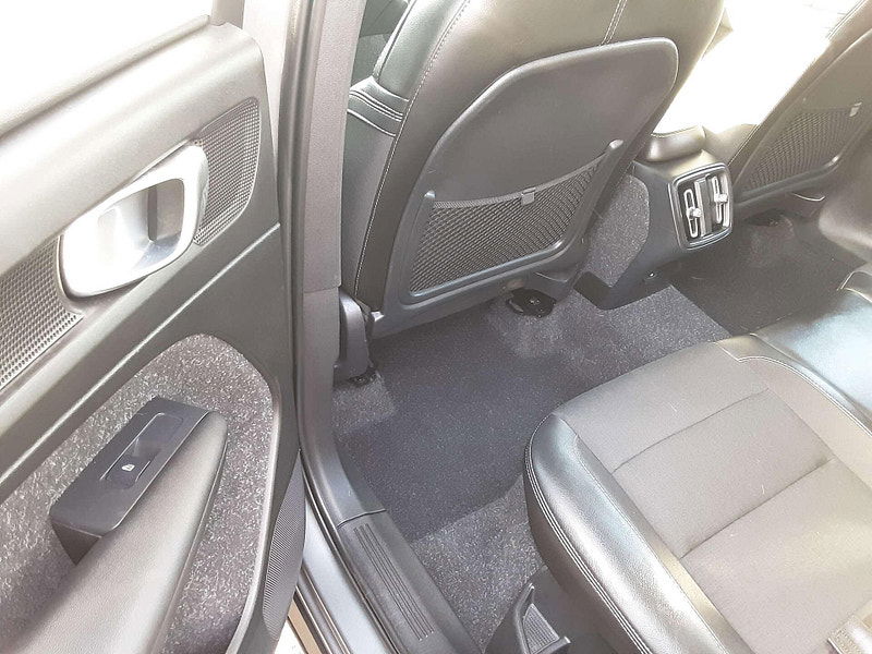 Volvo XC40 2.0 XC40 Momentum Pro D3 Auto 5dr 5dr Automatic 2026