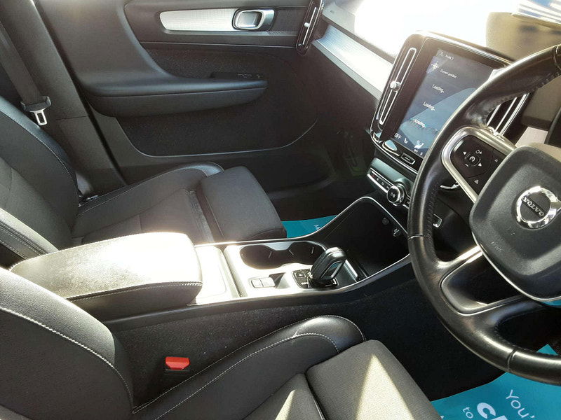 Volvo XC40 2.0 XC40 Momentum Pro D3 Auto 5dr 5dr Automatic 2026