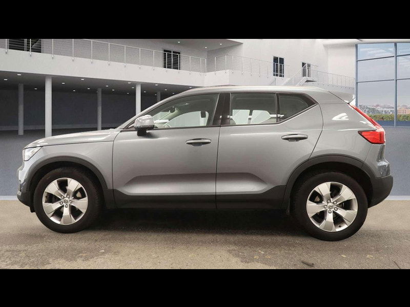 Volvo XC40 2.0 XC40 Momentum Pro D3 Auto 5dr 5dr Automatic 2025