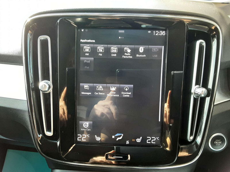 Volvo XC40 2.0 XC40 Momentum Pro D3 Auto 5dr 5dr Automatic 2026