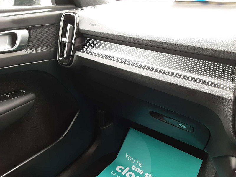 Volvo XC40 2.0 XC40 R-Design Pro D3 Auto 5dr 5dr Automatic 2025