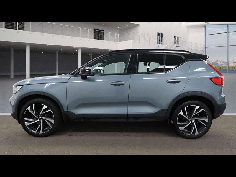 Volvo XC40 2.0 XC40 R-Design Pro D3 Auto 5dr 5dr Automatic 2025