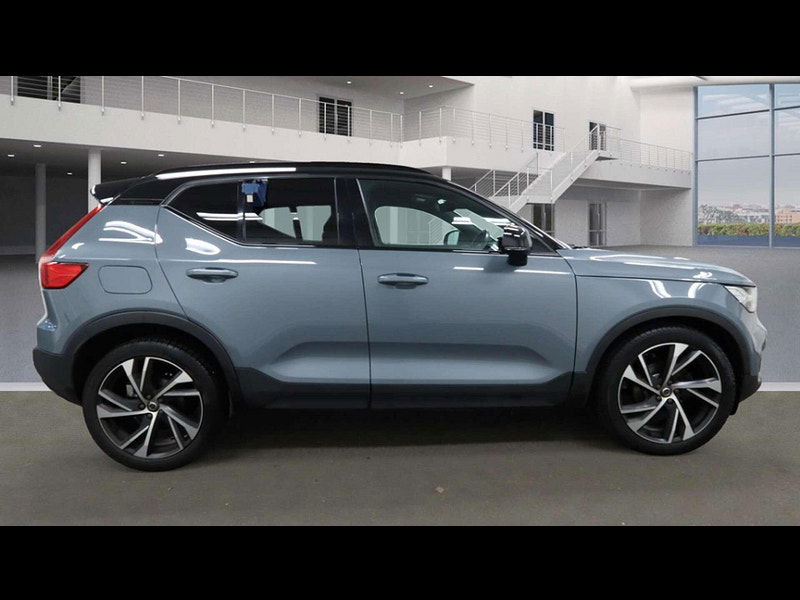 Volvo XC40 2.0 XC40 R-Design Pro D3 Auto 5dr 5dr Automatic 2025