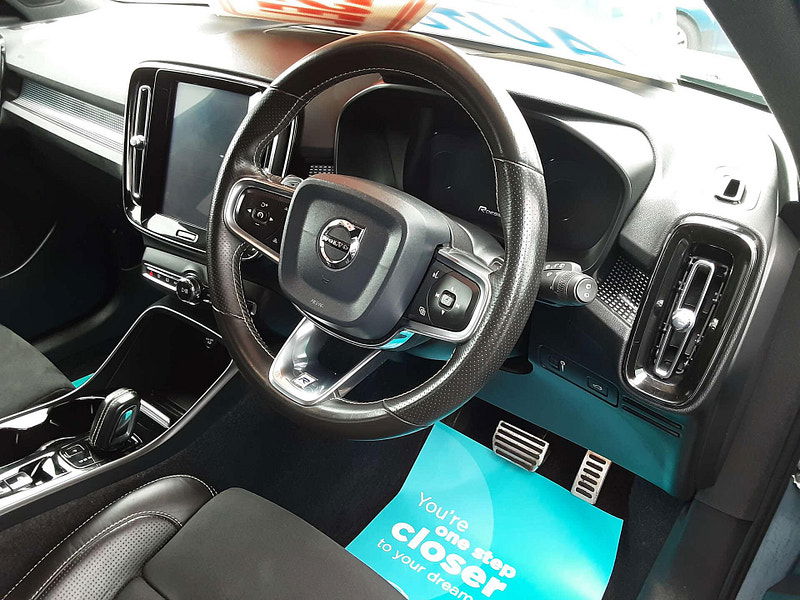Volvo XC40 2.0 XC40 R-Design Pro D3 Auto 5dr 5dr Automatic 2025