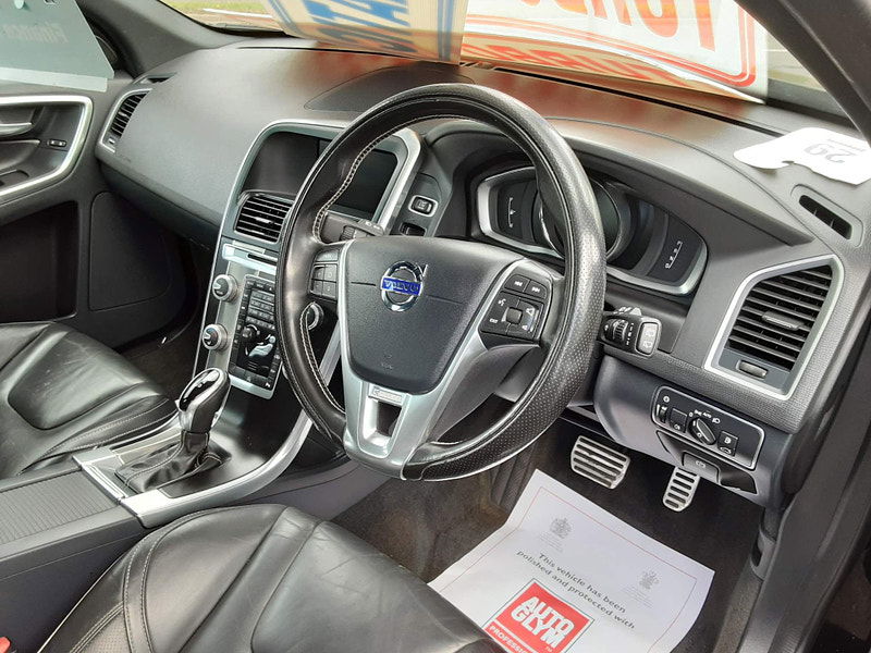 Volvo XC60 2.0 D4 R-Design Lux Nav Auto Euro 6 (s/s) 5dr 5dr Automatic 2025