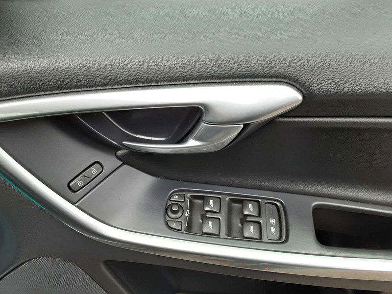 Volvo XC60 2.0 D4 SE Nav Auto Euro 6 (s/s) 5dr 5dr Automatic 2026