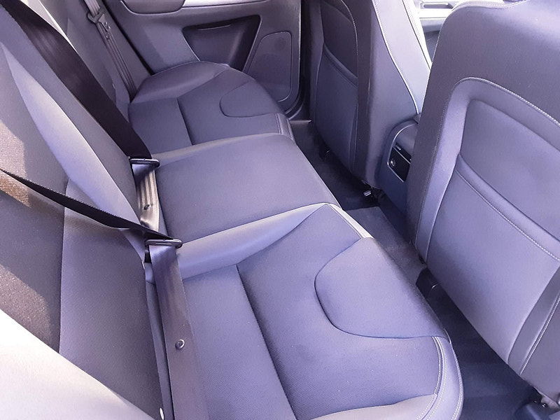 Volvo XC60 2.0 D4 SE Nav Geartronic Euro 6 (s/s) 5dr 5dr Automatic 2025