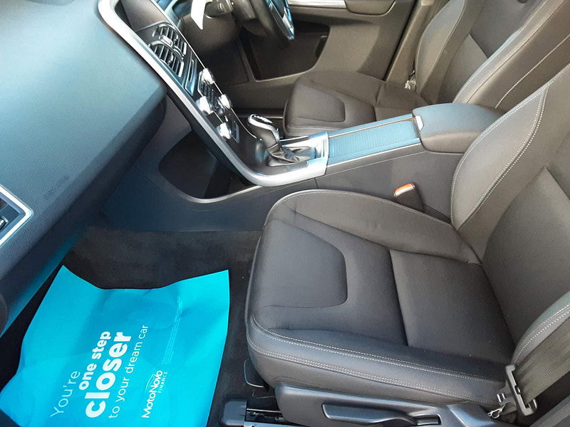 Volvo XC60 2.0 D4 SE Nav Geartronic Euro 6 (s/s) 5dr 5dr Automatic 2025