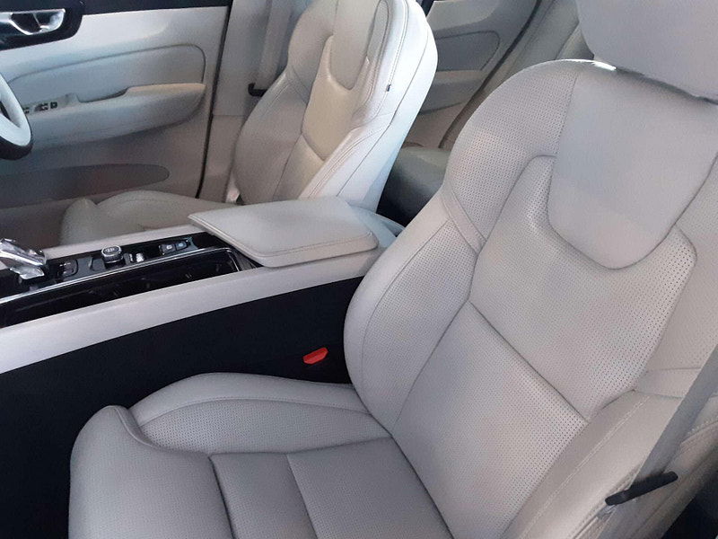 Volvo XC60 2.0 XC60 Inscription Pro T8 PHEV AWD Auto 4WD 5dr 5dr Automatic 2025