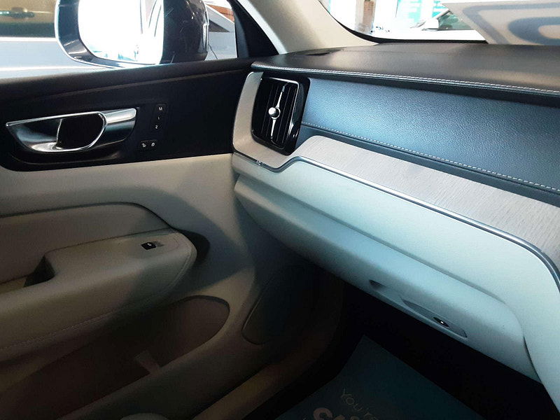 Volvo XC60 2.0 XC60 Inscription Pro T8 PHEV AWD Auto 4WD 5dr 5dr Automatic 2026