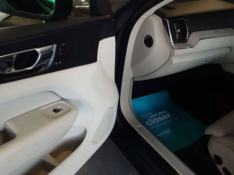 Volvo XC60 2.0 XC60 Inscription Pro T8 PHEV AWD Auto 4WD 5dr 5dr Automatic 2025