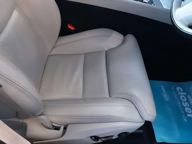 Volvo XC60 2.0 XC60 Inscription Pro T8 PHEV AWD Auto 4WD 5dr 5dr Automatic 2026