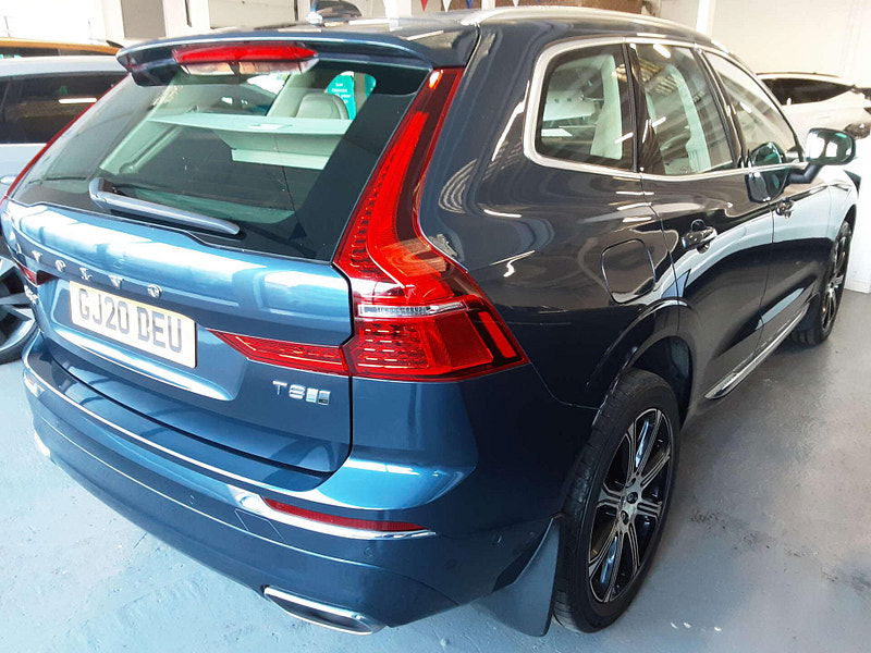 Volvo XC60 2.0 XC60 Inscription Pro T8 PHEV AWD Auto 4WD 5dr 5dr Automatic 2026