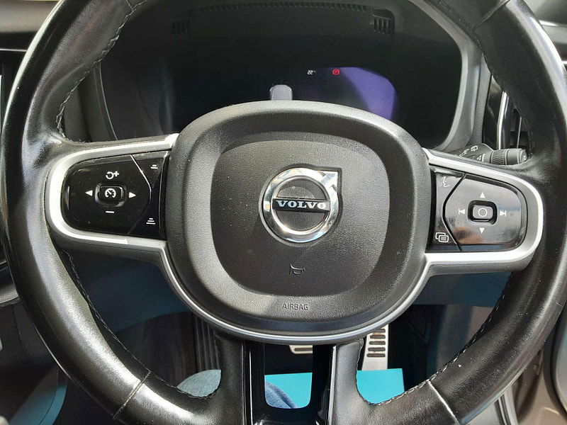 Volvo XC60 2.0 XC60 R-Design B4 MHEV AWD Auto 4WD 5dr 5dr Automatic 2025