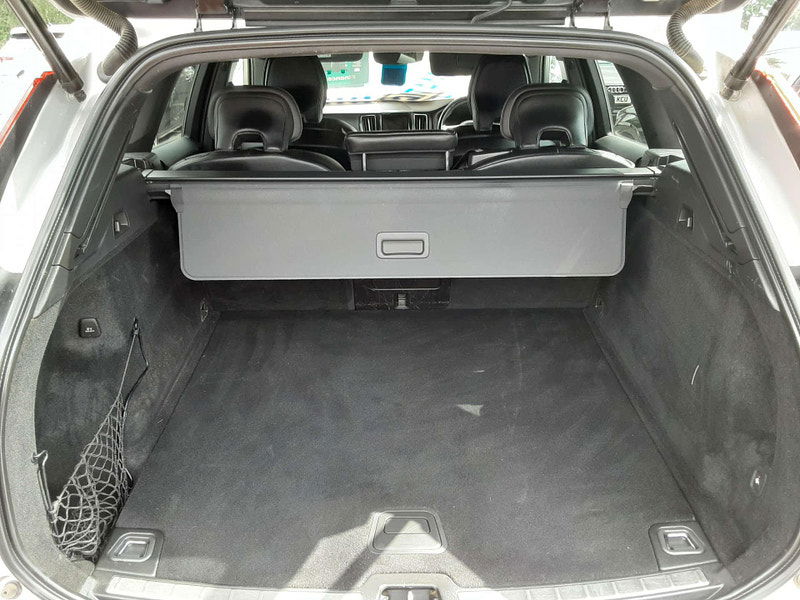 Volvo XC60 2.0 XC60 R-Design B4 MHEV AWD Auto 4WD 5dr 5dr Automatic 2025