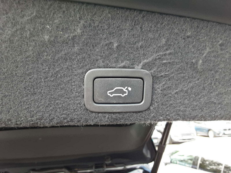 Volvo XC60 2.0 XC60 R-Design Luxury Nav D4 Auto 5dr 5dr Automatic 2026