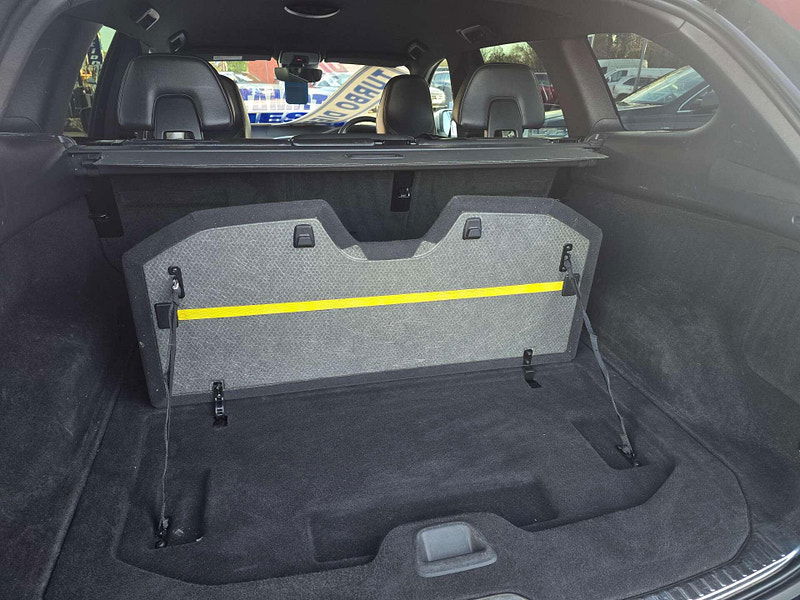 Volvo XC60 2.0 XC60 R-Design Luxury Nav D4 Auto 5dr 5dr Automatic 2026