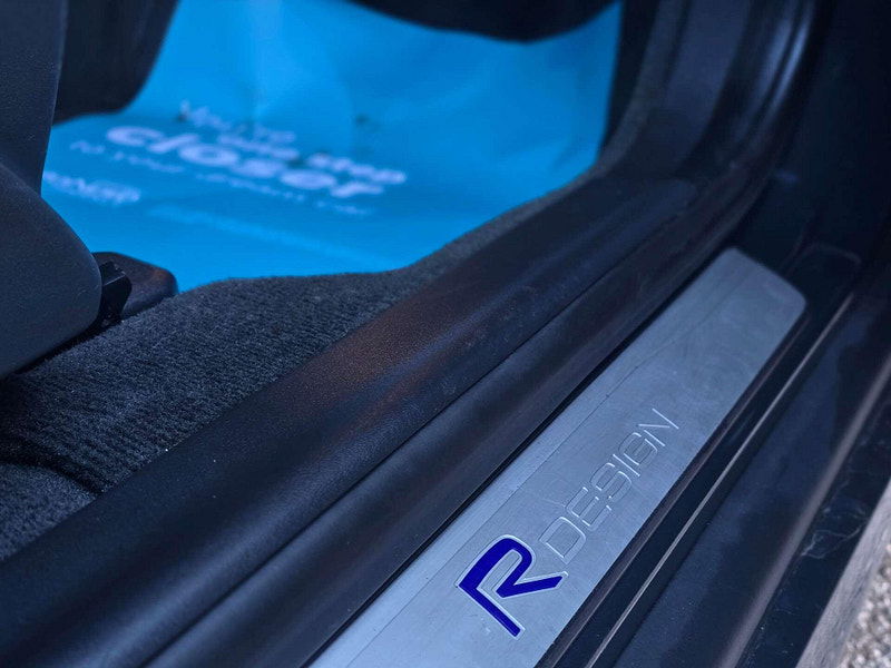 Volvo XC60 2.0 XC60 R-Design Luxury Nav D4 Auto 5dr 5dr Automatic 2026