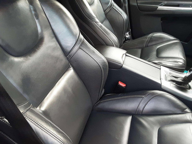 Volvo XC60 2.0 XC60 R-Design Luxury Nav D4 Auto 5dr 5dr Automatic 2026