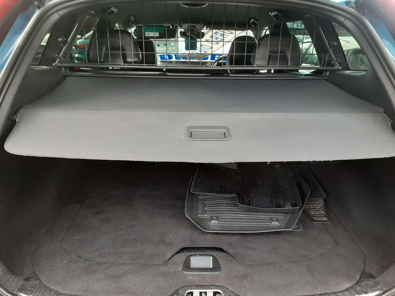 Volvo XC60 2.0 XC60 R-Design Luxury Nav D4 Auto 5dr 5dr Automatic 2026