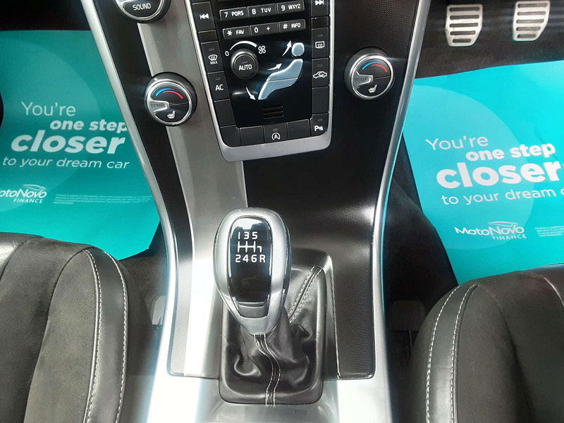 Volvo XC60 2.0 XC60 R-Design Nav D4 5dr 5dr Manual 2025