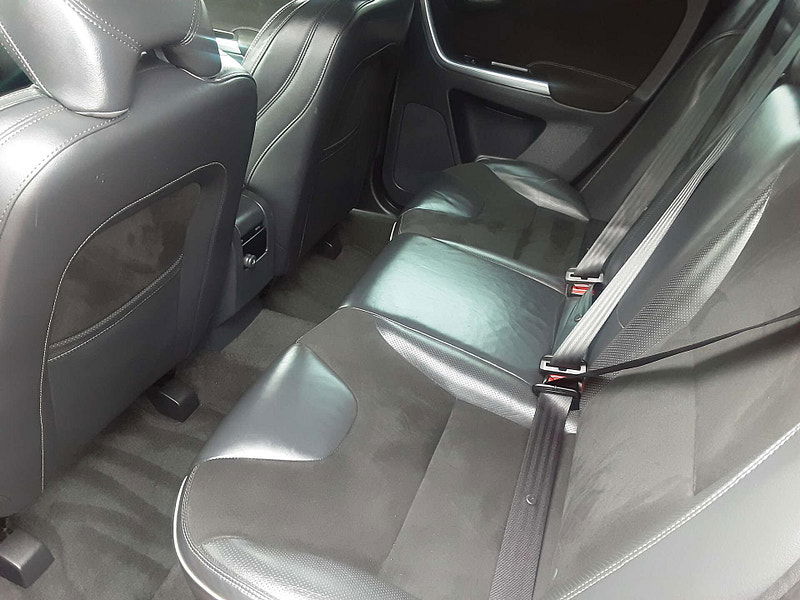 Volvo XC60 2.0 XC60 R-Design Nav D4 5dr 5dr Manual 2025