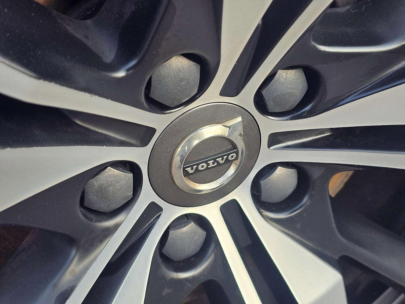 Volvo XC60 2.0 XC60 R-Design T8 PHEV AWD Auto 4WD 5dr 5dr Automatic 2026