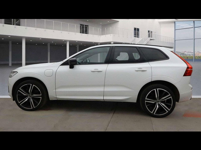 Volvo XC60 2.0 XC60 R-Design T8 PHEV AWD Auto 4WD 5dr 5dr Automatic 2026