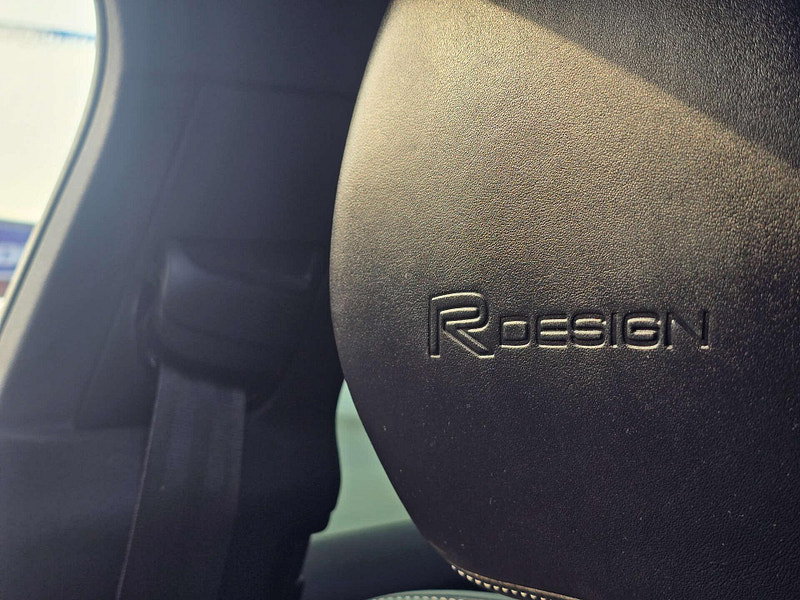 Volvo XC60 2.0 XC60 R-Design T8 PHEV AWD Auto 4WD 5dr 5dr Automatic 2026