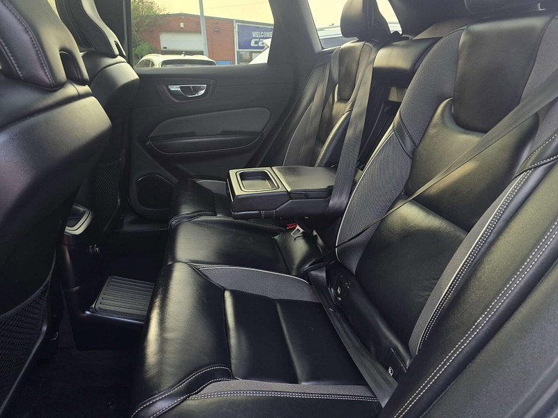 Volvo XC60 2.0 XC60 R-Design T8 PHEV AWD Auto 4WD 5dr 5dr Automatic 2026