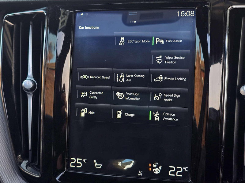 Volvo XC60 2.0 XC60 R-Design T8 PHEV AWD Auto 4WD 5dr 5dr Automatic 2026