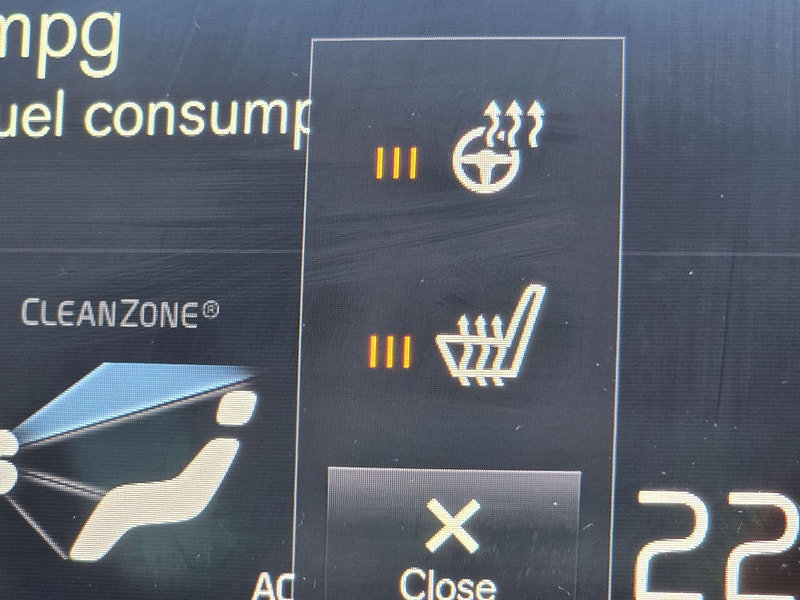 Volvo XC60 2.0 XC60 R-Design T8 PHEV AWD Auto 4WD 5dr 5dr Automatic 2026