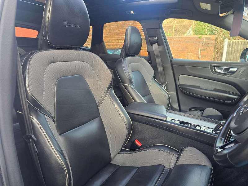 Volvo XC60 2.0 XC60 R-Design T8 PHEV AWD Auto 4WD 5dr 5dr Automatic 2026